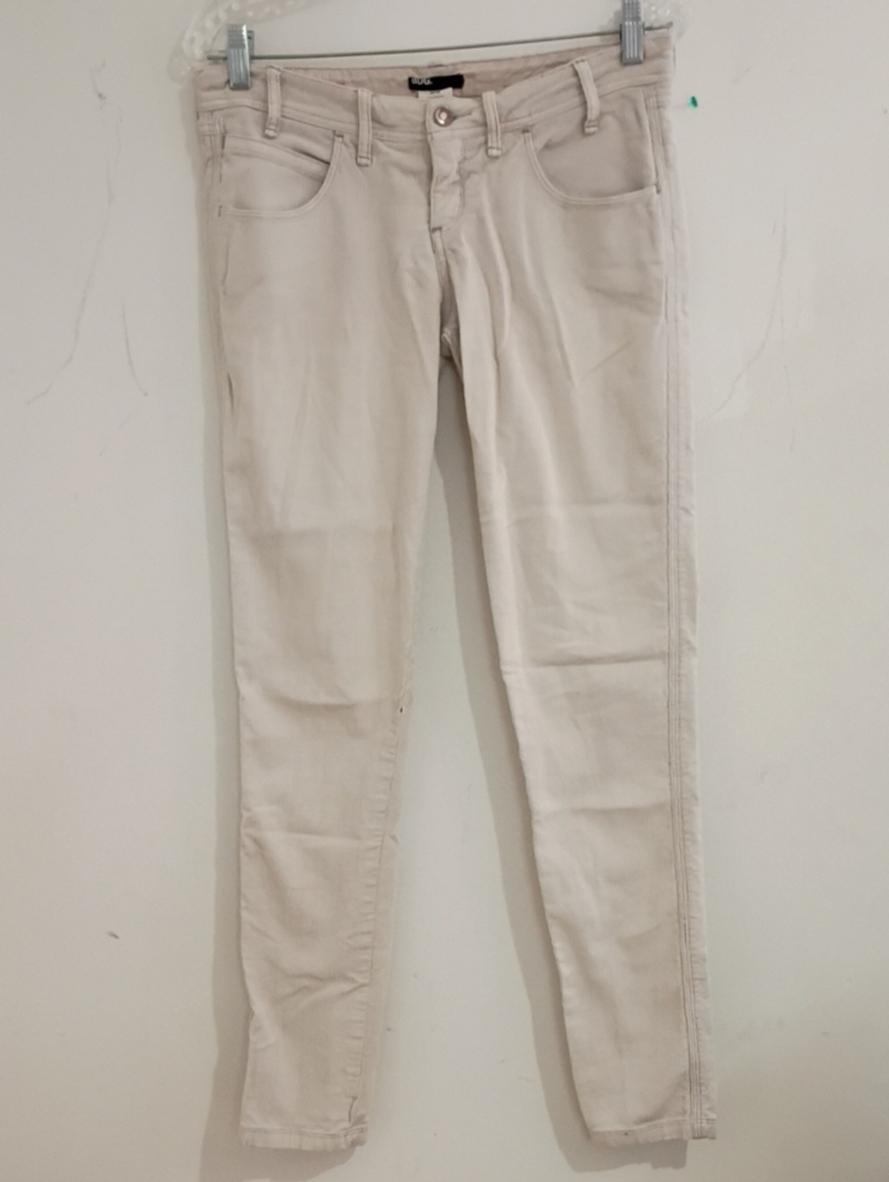 BDG Skinny Jeans in Light Beige/Cream